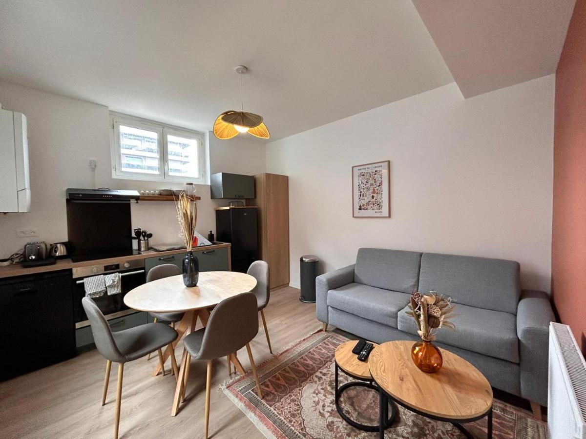 Cosy Perle - 2Ch - Quartier Des Halles & Parking Souterrain Pau Buitenkant foto