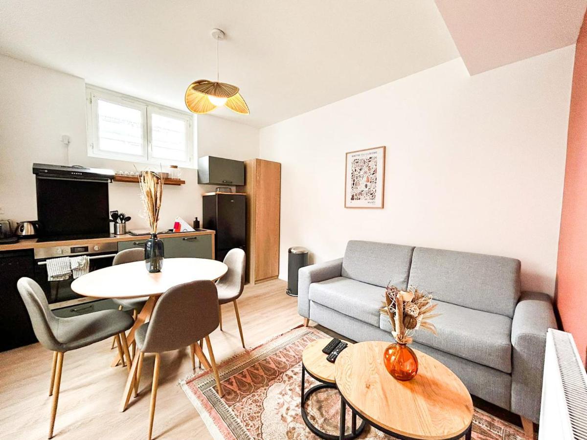 Cosy Perle - 2Ch - Quartier Des Halles & Parking Souterrain Pau Buitenkant foto